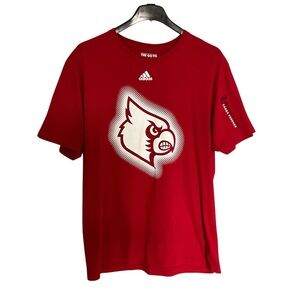 MEN’S ADIDAS UNIVERSITY OF LOUISVILLE SHORT SLEEVE TSHIRT
SIZE X-LARGE